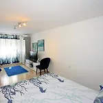 Zorica - One Bedroom With Terrace St