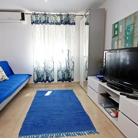 Zorica - One Bedroom With Terrace St * Supetar