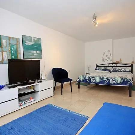 Zorica - One Bedroom With Terrace St * 수페타르