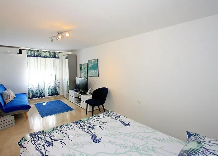 Zorica - One Bedroom With Terrace St