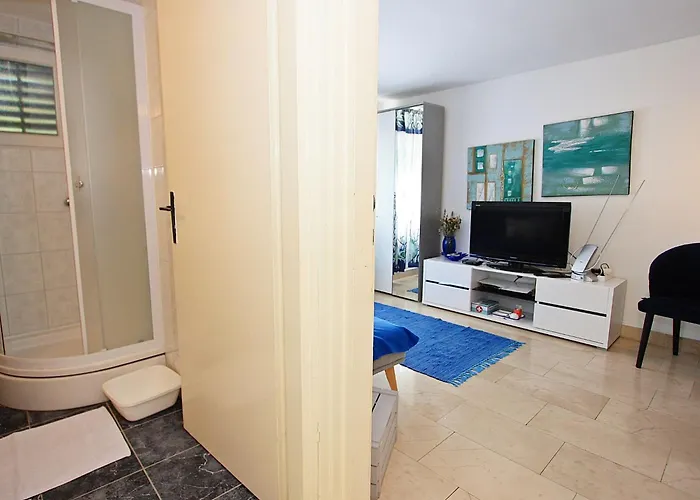 Zorica - One Bedroom With Terrace St 아파트 수페타르